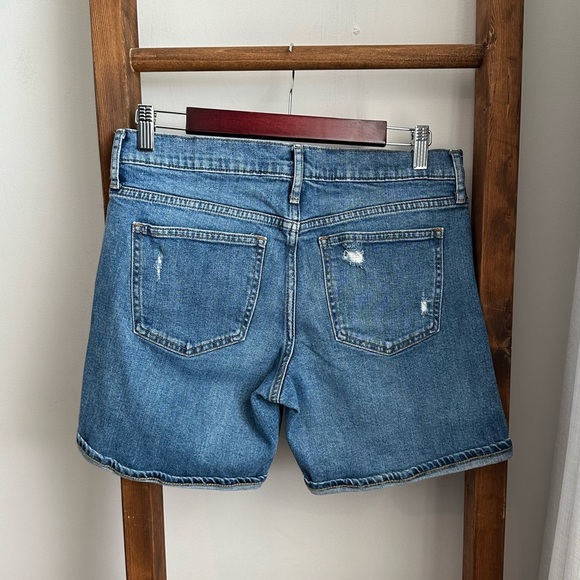GAP Mid Rise Denim Short 5” - Picture 2 of 7